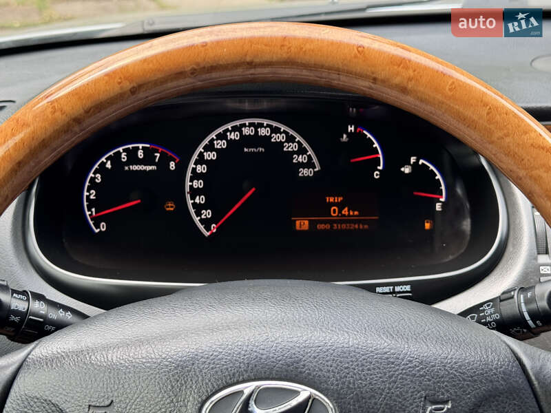Седан Hyundai Grandeur 2006 в Києві