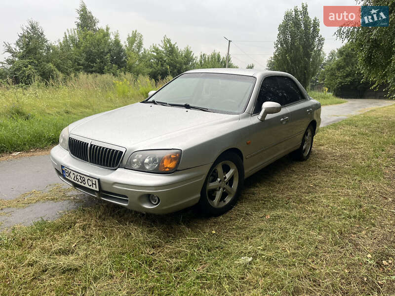 Hyundai Grandeur 2002