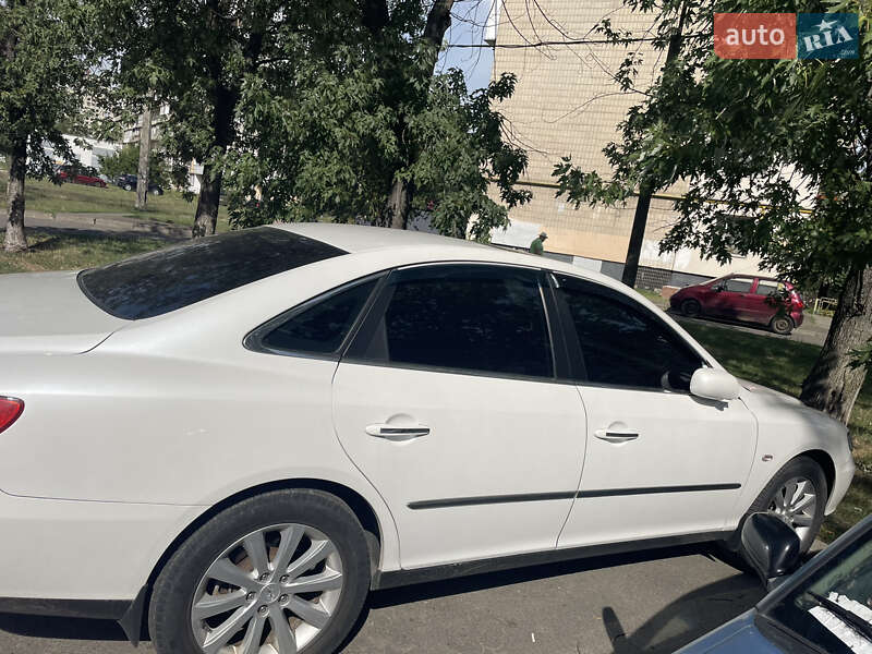 Седан Hyundai Grandeur 2008 в Киеве