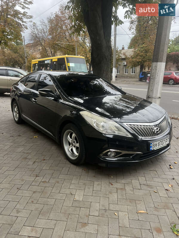 Седан Hyundai Grandeur 2015 в Одесі