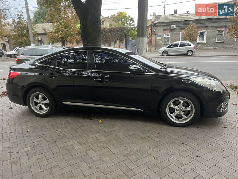 Седан Hyundai Grandeur 2015 в Одесі