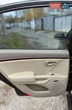 Седан Hyundai Grandeur 2007 в  фото 15 Седан Hyundai Grandeur 2007 в