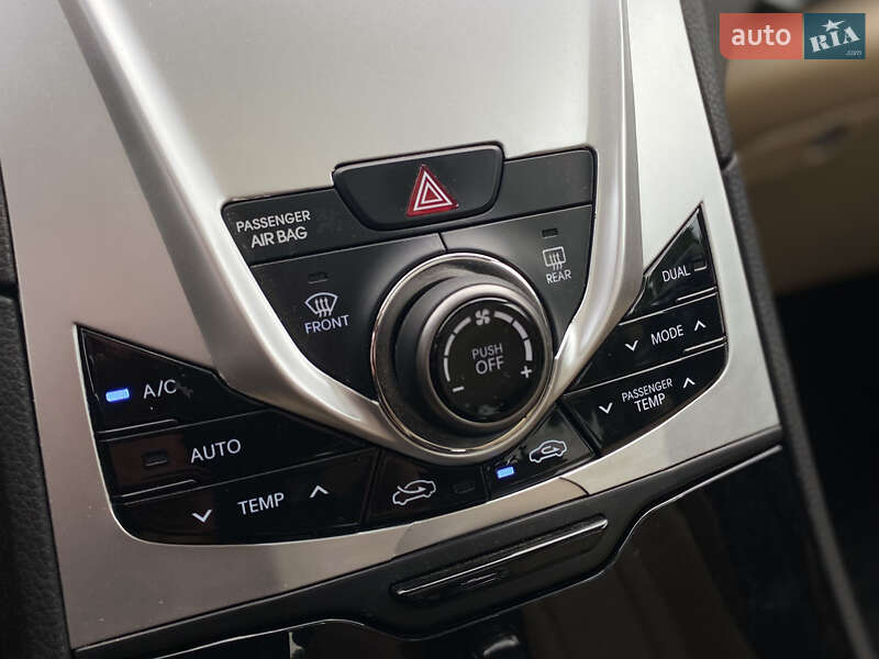 Седан Hyundai Grandeur 2013 в Киеве