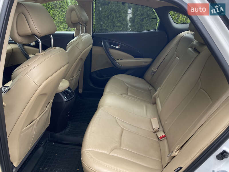 Седан Hyundai Grandeur 2013 в Киеве