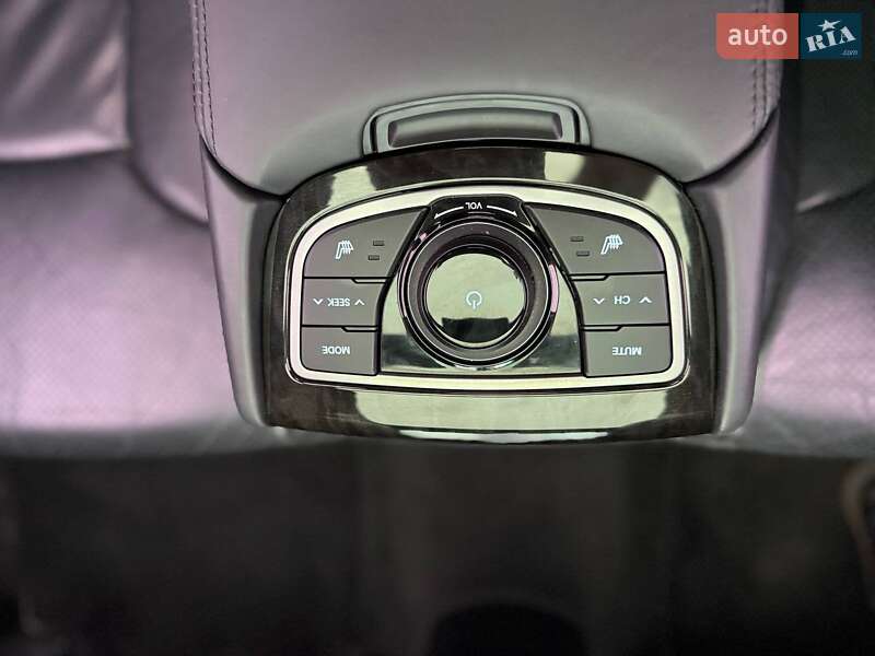 Седан Hyundai Grandeur 2013 в Києві