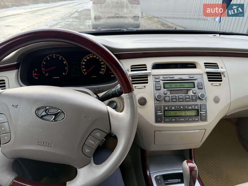 Седан Hyundai Grandeur 2007 в Вижнице