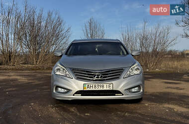 Седан Hyundai Grandeur 2012 в Петропавловке