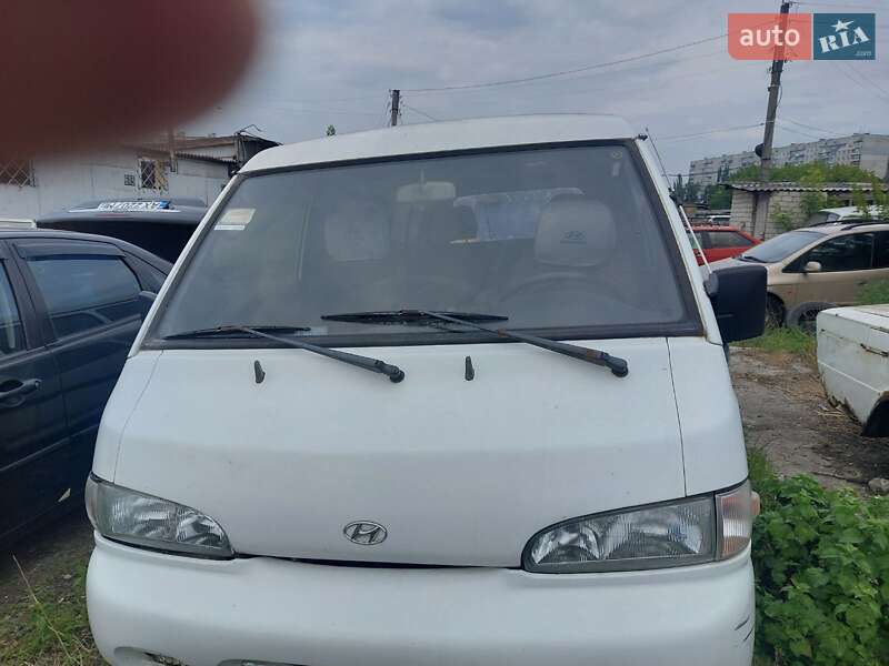 Минивэн Hyundai H 100 2001 в Харькове