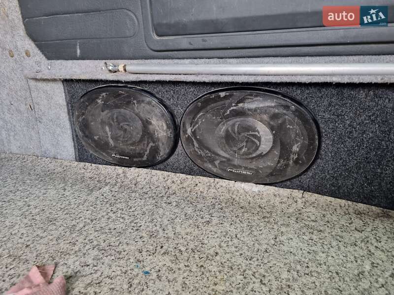 Минивэн Hyundai H 100 2000 в Николаеве