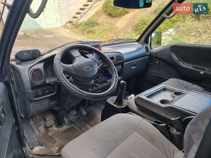 Минивэн Hyundai H 100 2000 в Николаеве