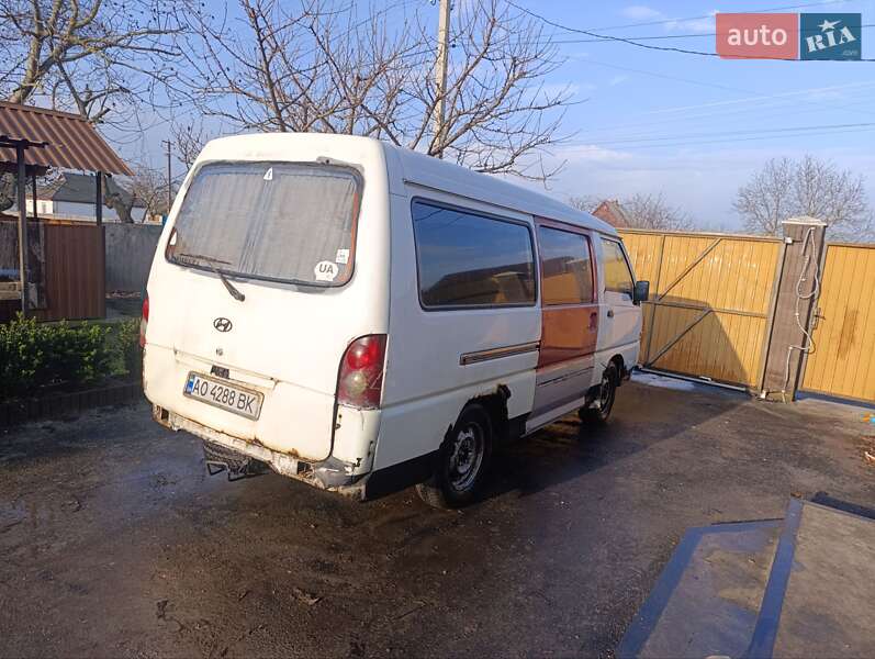 Мінівен Hyundai H 100 1996 в Миронівці