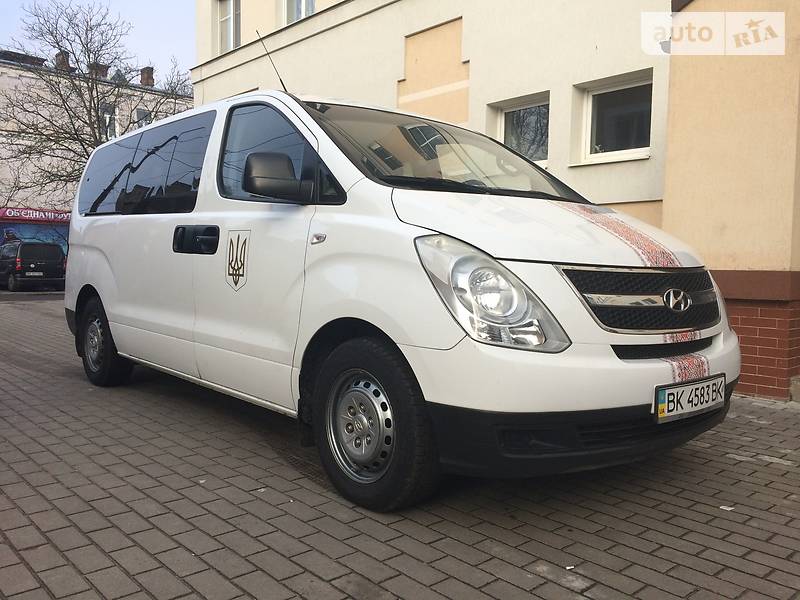 Минивэн Hyundai H-1 2008 в Ровно
