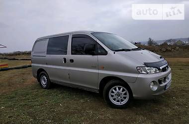 Мінівен Hyundai H-1 2004 в 