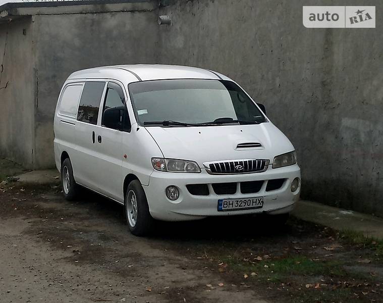 Грузопассажирский фургон Hyundai H-1 2005 в Одессе