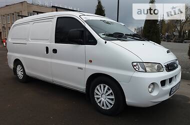 Грузопассажирский фургон Hyundai H-1 2004 в Ильинцах