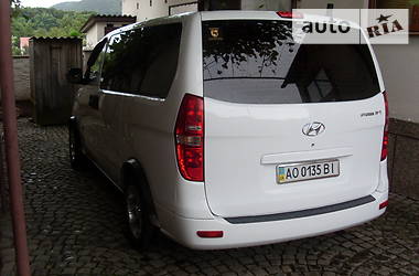 Минивэн Hyundai H-1 2008 в Хусте