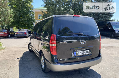 Мінівен Hyundai H-1 2013 в Чернігові