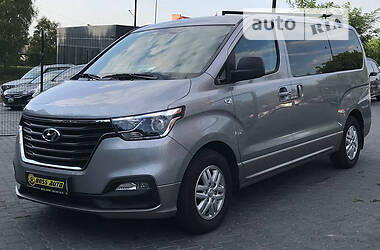 Минивэн Hyundai H-1 2019 в Черновцах