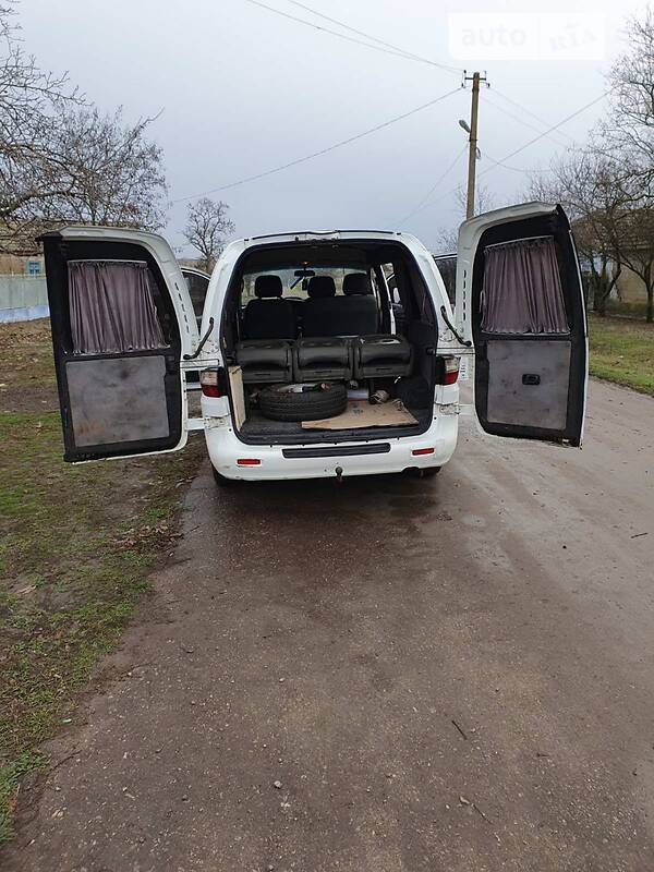 Минивэн Hyundai H-1 2006 в Килии