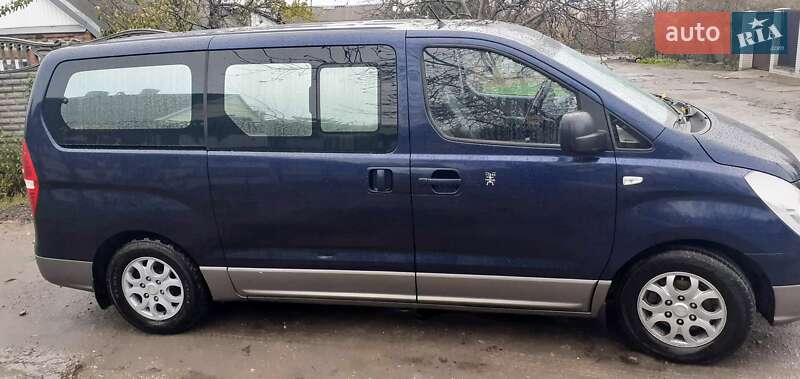 Минивэн Hyundai H-1 2008 в Запорожье