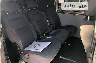 Грузопассажирский фургон Hyundai H-1 2004 в 