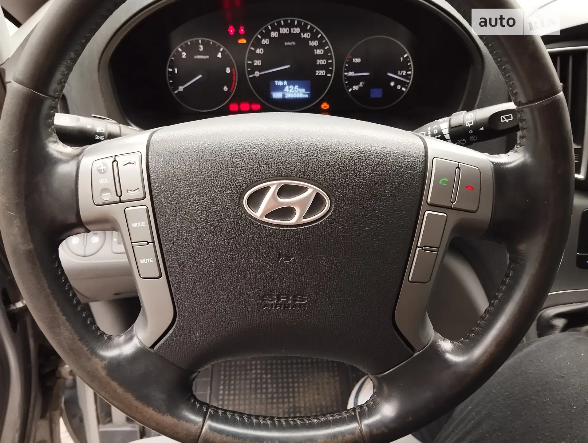 2015 Hyundai Starex (H-1) - мініатюра 12