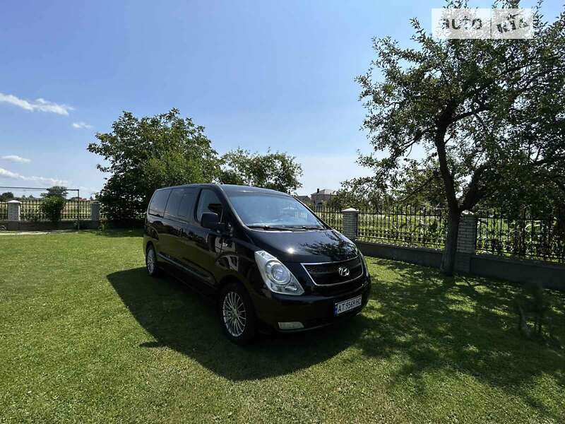 Мінівен Hyundai H-1 2012 в Коломиї