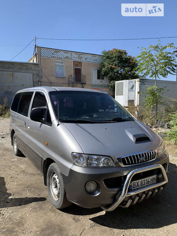 AUTO.RIA – Продам Хюндай Х-1 2004 (BX8316HM) дизель 2.5 мінівен бу у ...