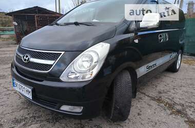 Мінівен Hyundai H-1 2010 в Рівному