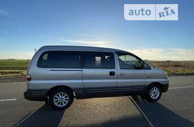 Мінівен Hyundai H-1 2006 в Мені