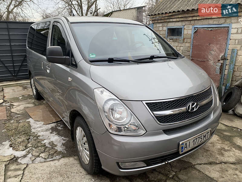 Минивэн Hyundai H-1 2010 в Броварах