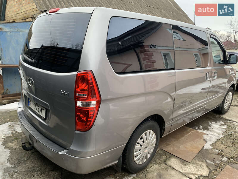 Минивэн Hyundai H-1 2010 в Броварах
