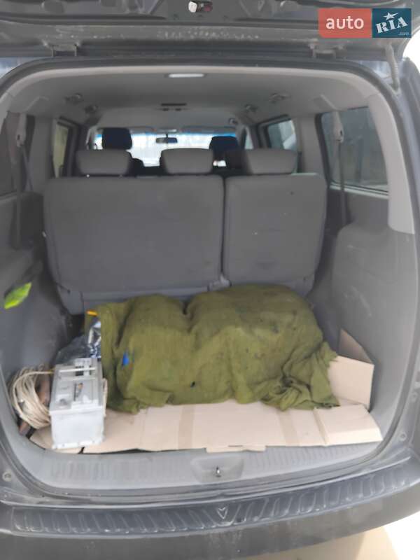 Минивэн Hyundai H-1 2008 в Новоднестровске