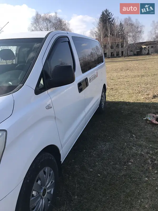 Авто H1 (Starex) 2008 VIN KMHWH81JP8U063279 фото оголошення 10 з 41