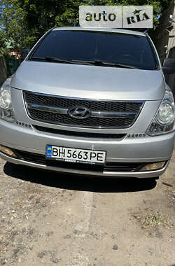 Минивэн Hyundai H-1 2010 в Одессе