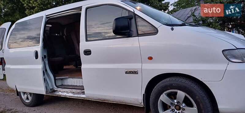 Минивэн Hyundai H-1 2000 в Кропивницком