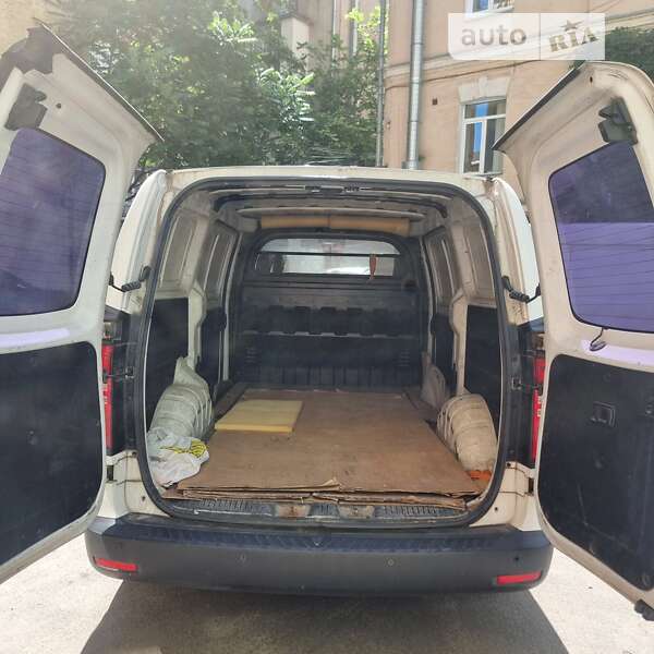 Грузовой фургон Hyundai H-1 2012 в Киеве