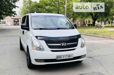 Минивэн Hyundai H-1 2009 в Николаеве