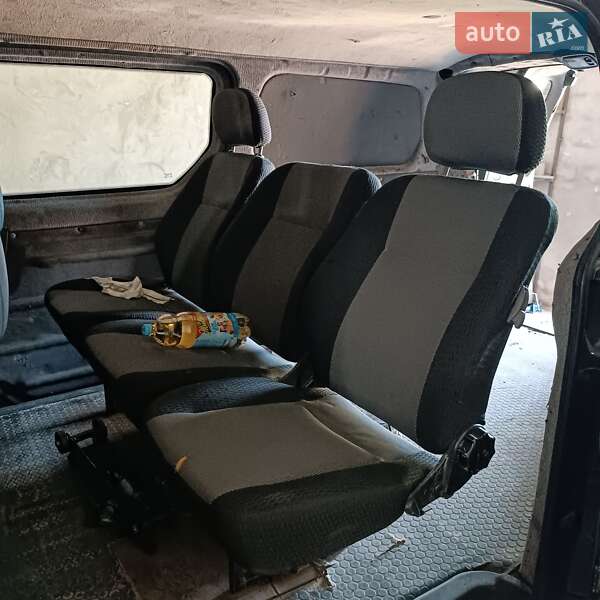 Минивэн Hyundai H-1 2008 в Николаеве фото 5 Минивэн Hyundai H-1 2008 в Николаеве