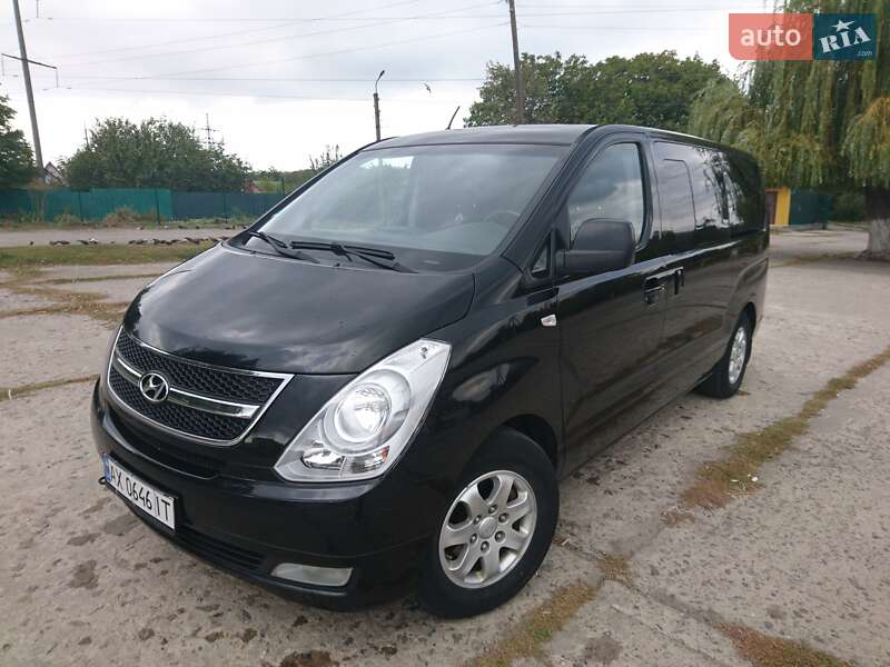 Hyundai H-1 2011