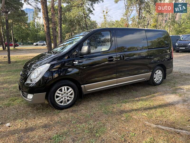 Hyundai H-1 2018