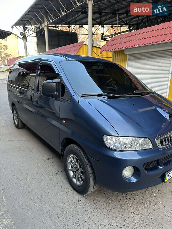 Минивэн Hyundai H-1 2005 в Одессе