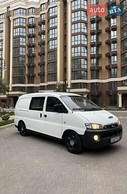 Вантажний фургон Hyundai H-1 2002 в Софіївській Борщагівці