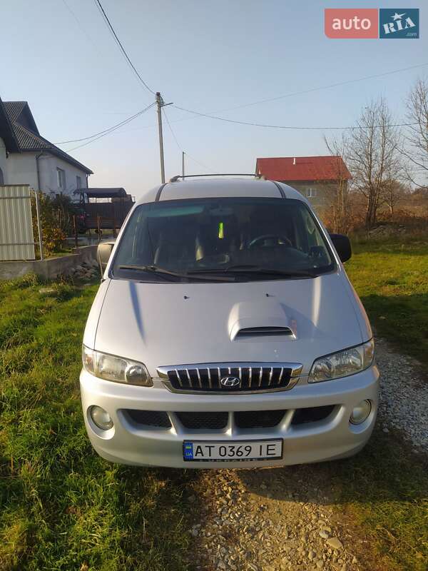 Минивэн Hyundai H-1 2007 в Калуше