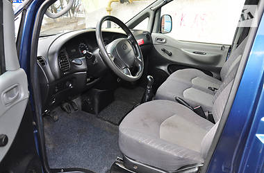 Мінівен Hyundai H-1 2005 в Волочиську