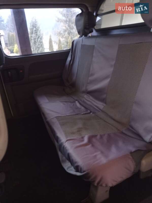 Мінівен Hyundai H-1 2013 в Хусті