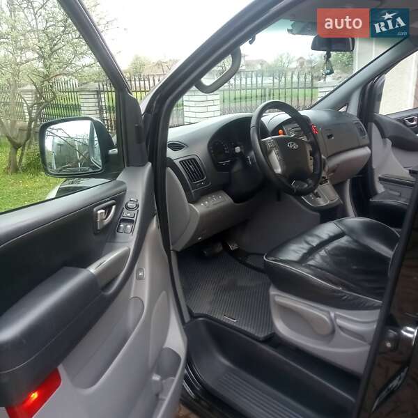 Мінівен Hyundai H-1 2012 в Коломиї