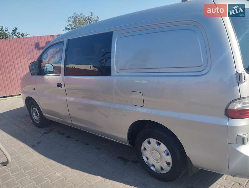 Минивэн Hyundai H-1 2007 в Одессе