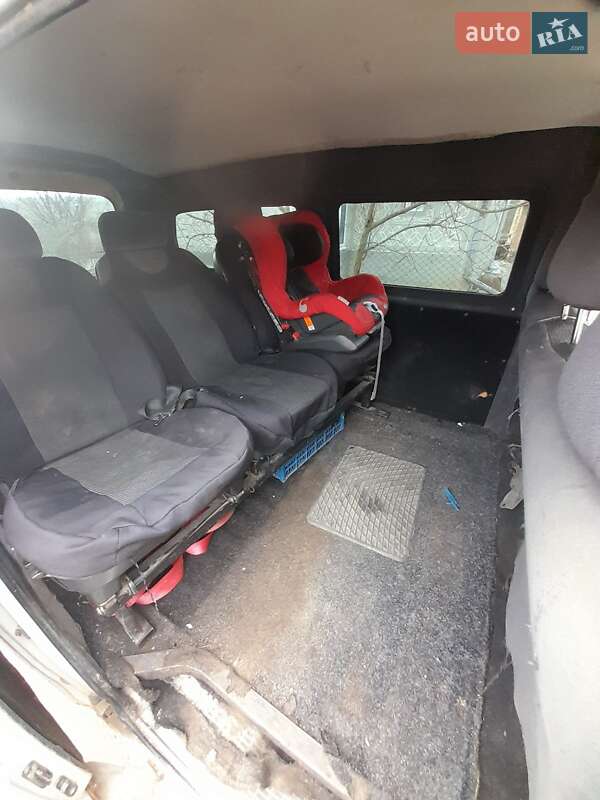 Мінівен Hyundai H-1 2004 в Львові