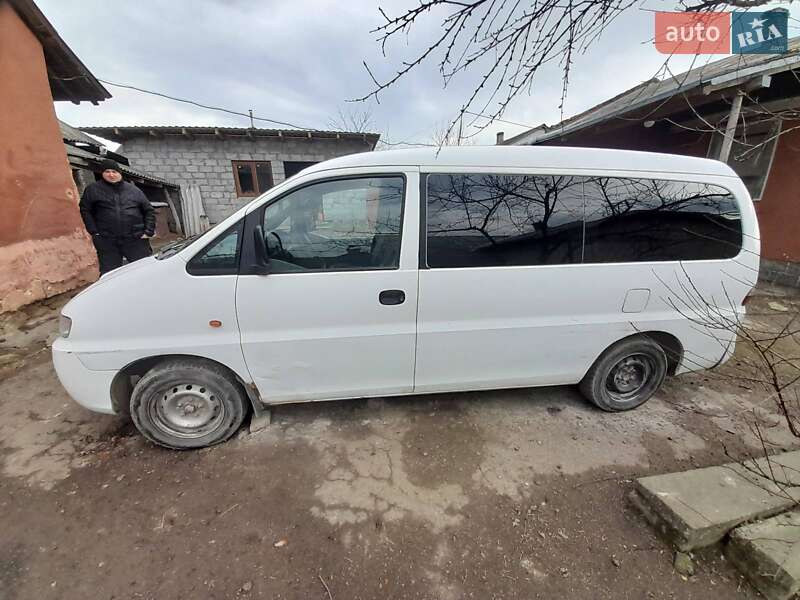 Минивэн Hyundai H-1 2004 в Львове